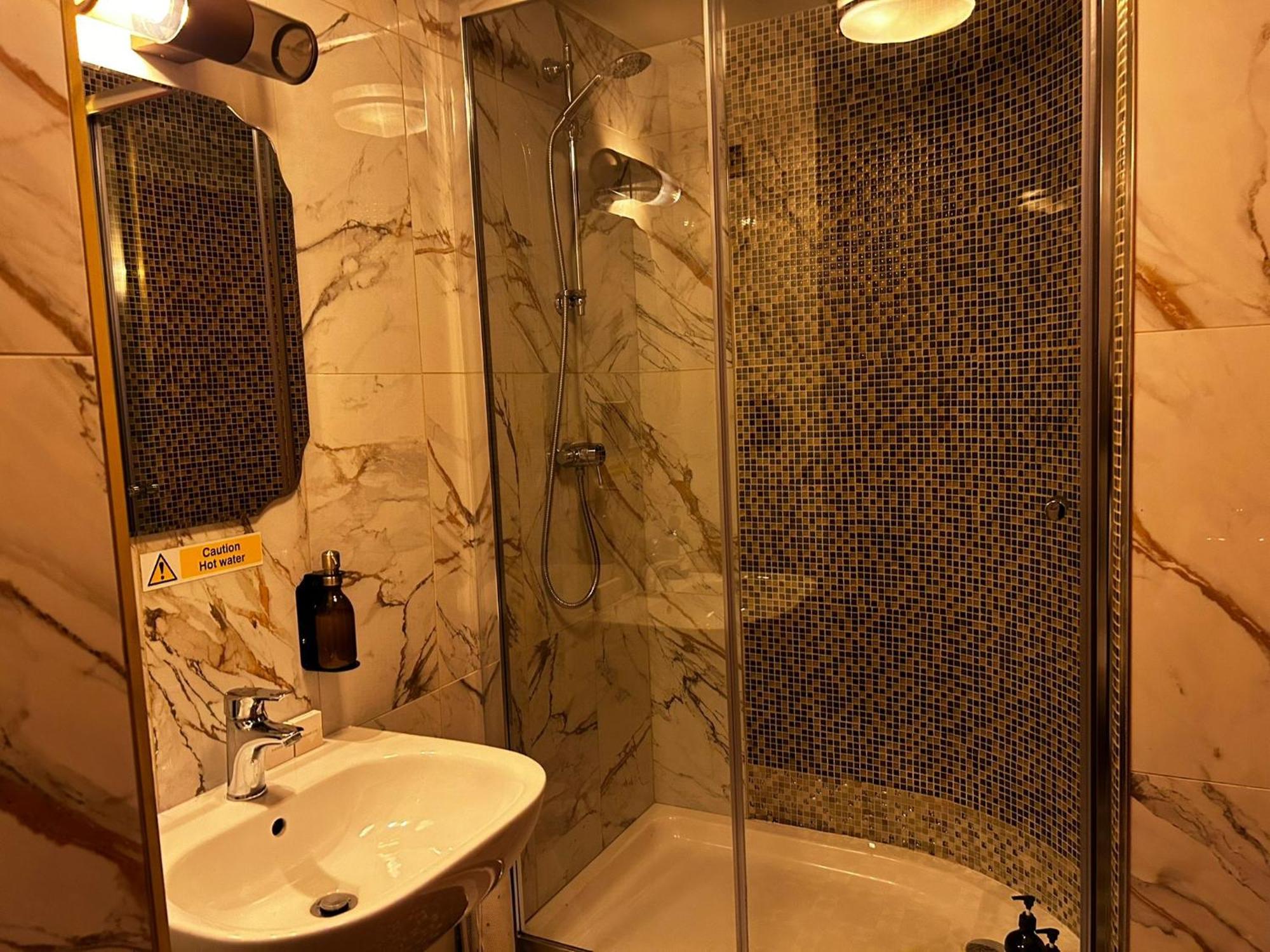 Golden Fleece York Hotel Ngoại thất bức ảnh